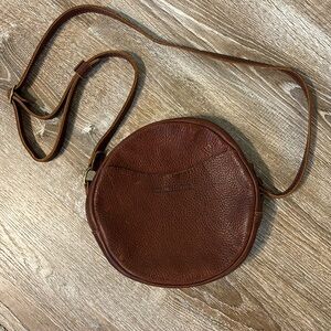 Portland leather goods round 9” crossbody purse